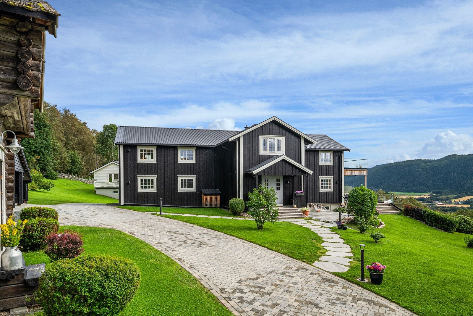Våningshus Galleribilde
