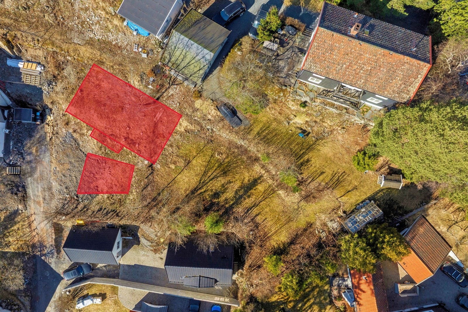 Skissen viser en omtrentlig plassering av boligen på tomten iflg rammetillatelsen. Det tas forbehold om at dette kun er en skisse, og på ingen måte noen nøyaktig gjengivelse. Galleribilde