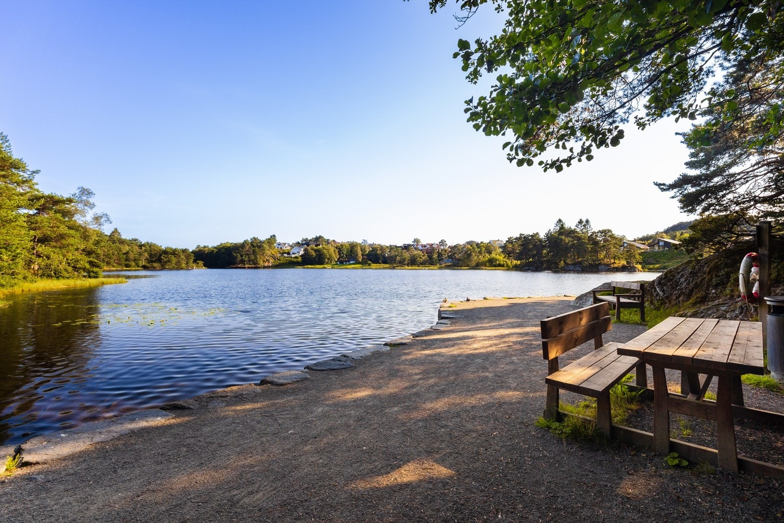 I nærområdet finner du flotte turområder langs Skranevannet. Galleribilde