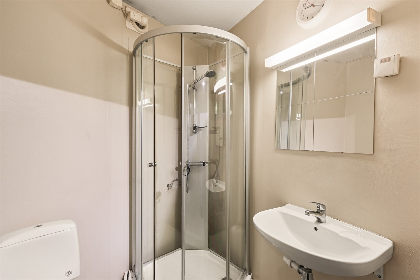 Bad med funksjonell standard. Galleribilde