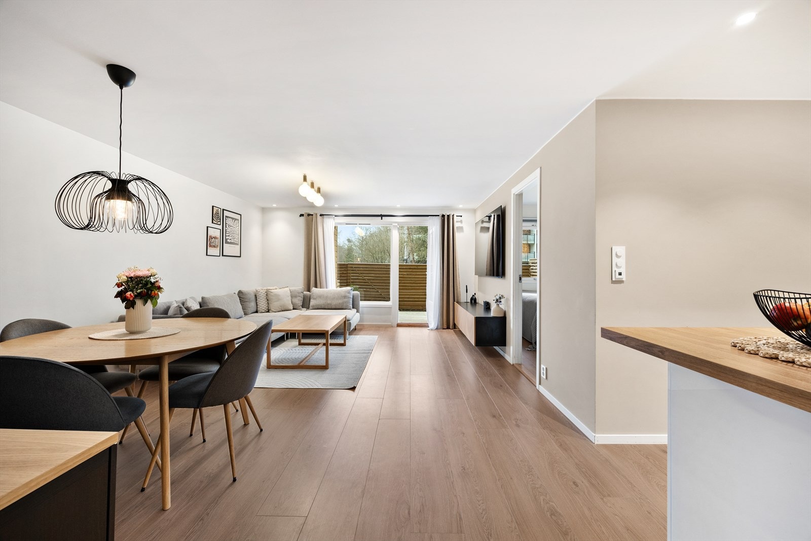 Dette er en stor 2-roms med romslige oppholdsrom. Galleribilde