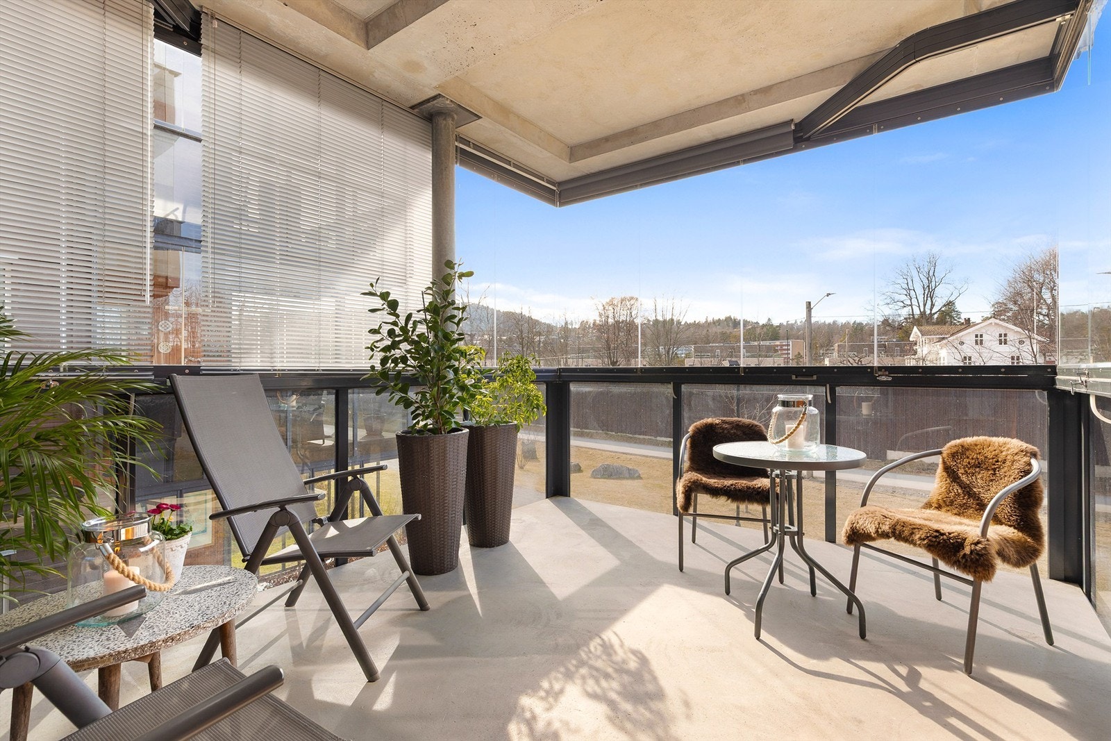 Her er det god plass til utemøbler. Galleribilde