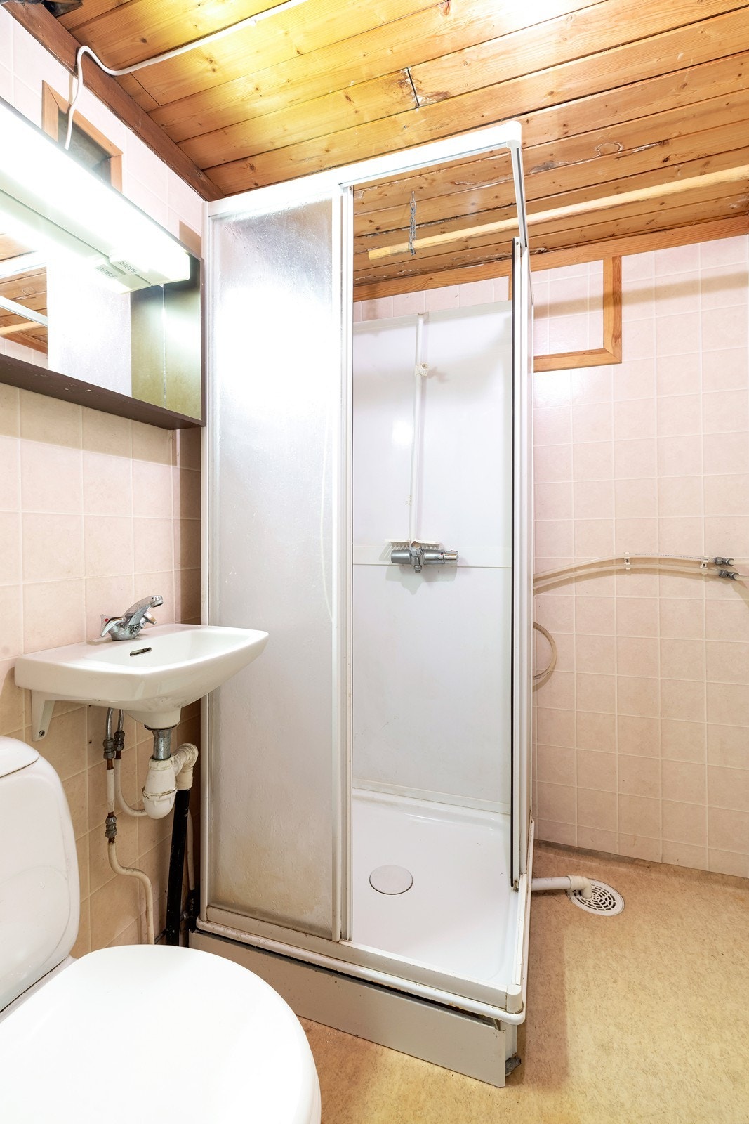 Dusj og toalett Galleribilde