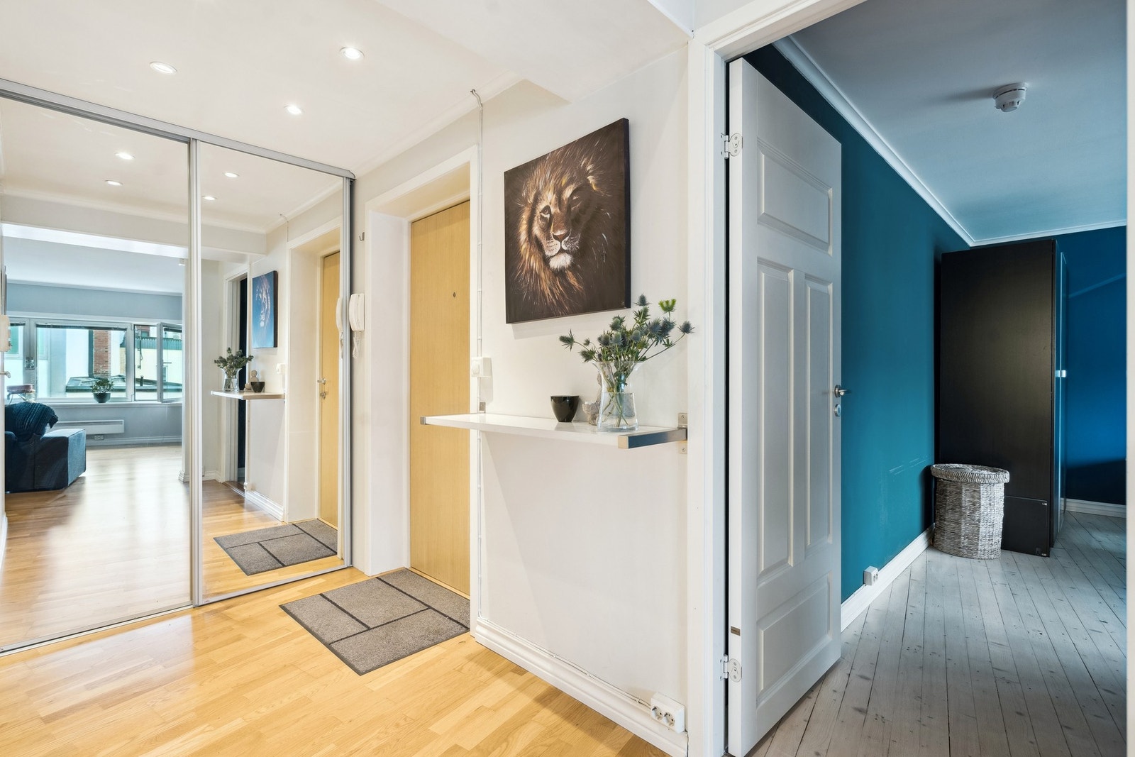 Leiligheten byr på 2 soverom, begge av god størrelse. Galleribilde