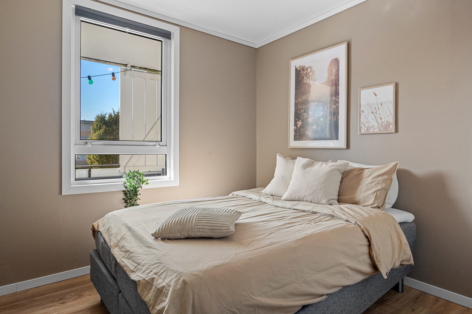 - Soverom nr. 3 har god plass til en dobbeltseng - Galleribilde