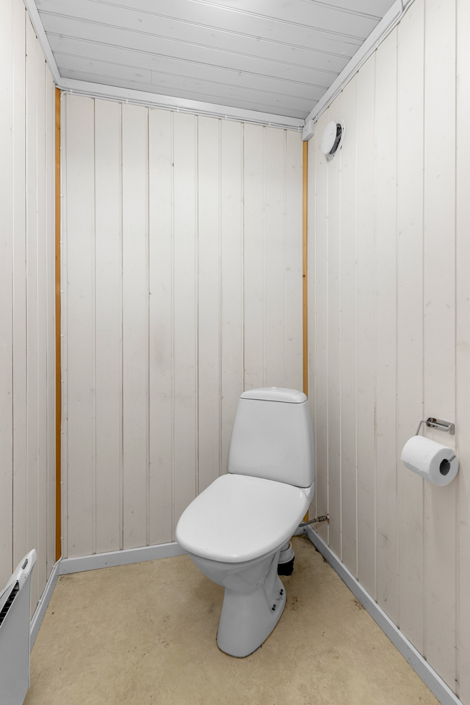 Toaletti kjelleretasje Galleribilde