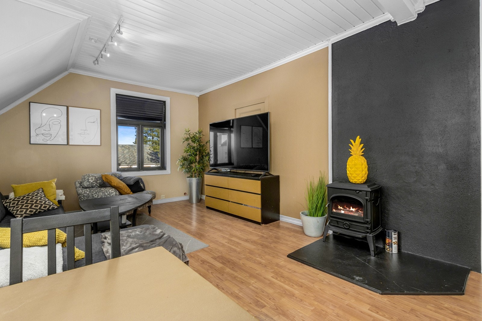 Stue 2. etasje Galleribilde