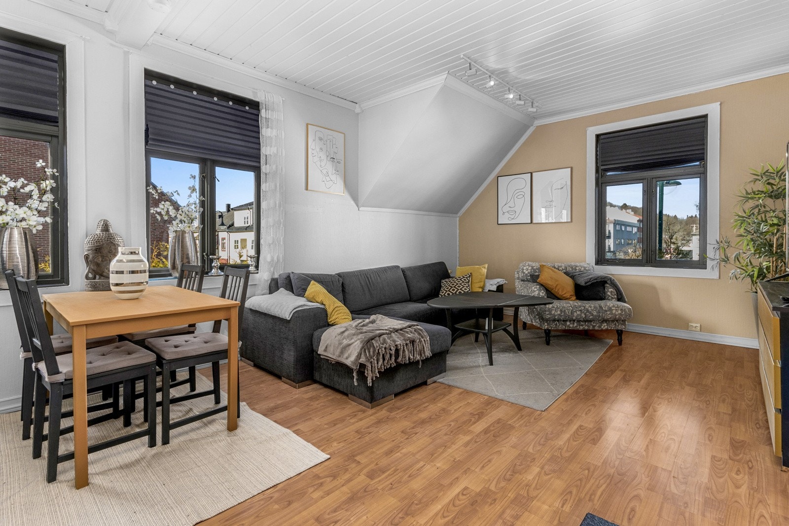 Stue 2. etasje Galleribilde