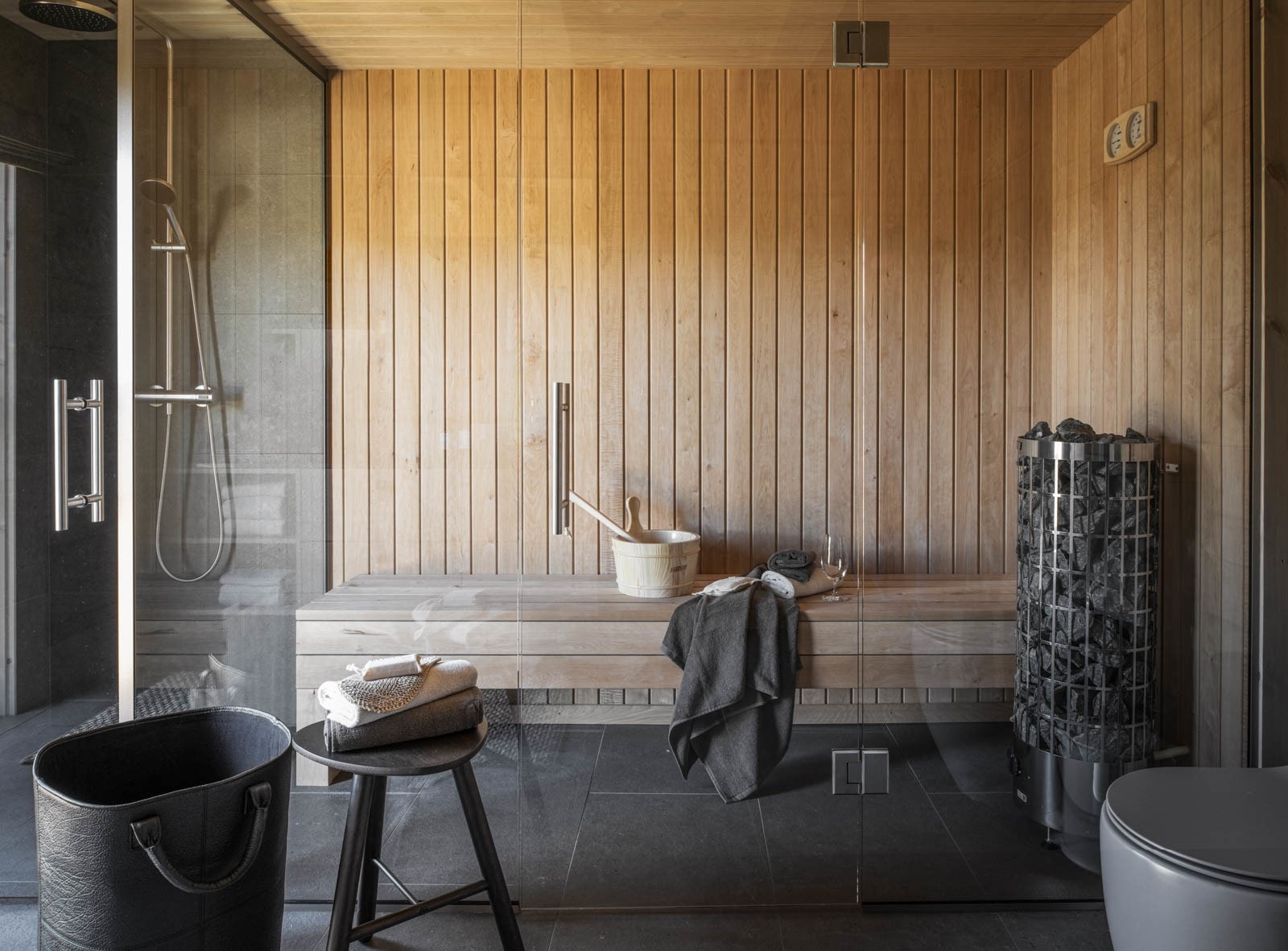 Bilde av lik hytte på en annen tomt på Laftestølen. Avvik vil forekomme