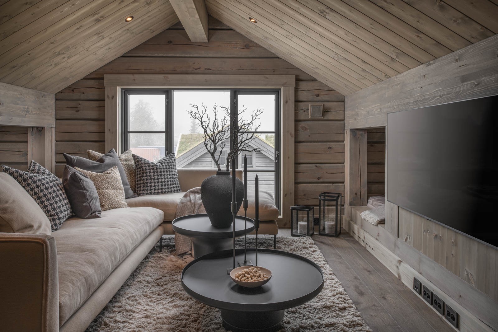 Bilde av lik hytte på en annen tomt på Laftestølen. Avvik vil forekomme