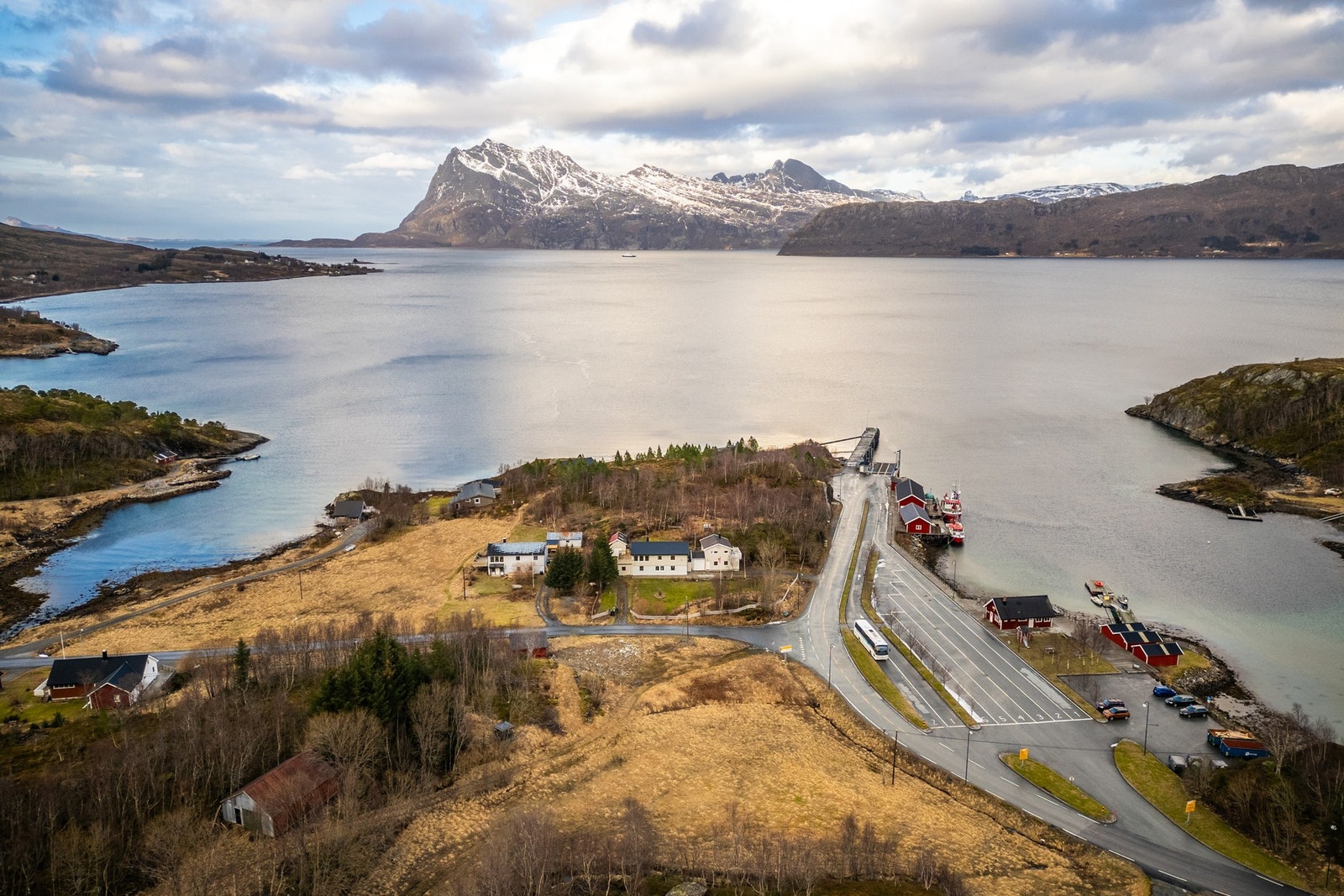 Her finner du en enebolig med sentral beliggenhet i Kilboghamn Galleribilde