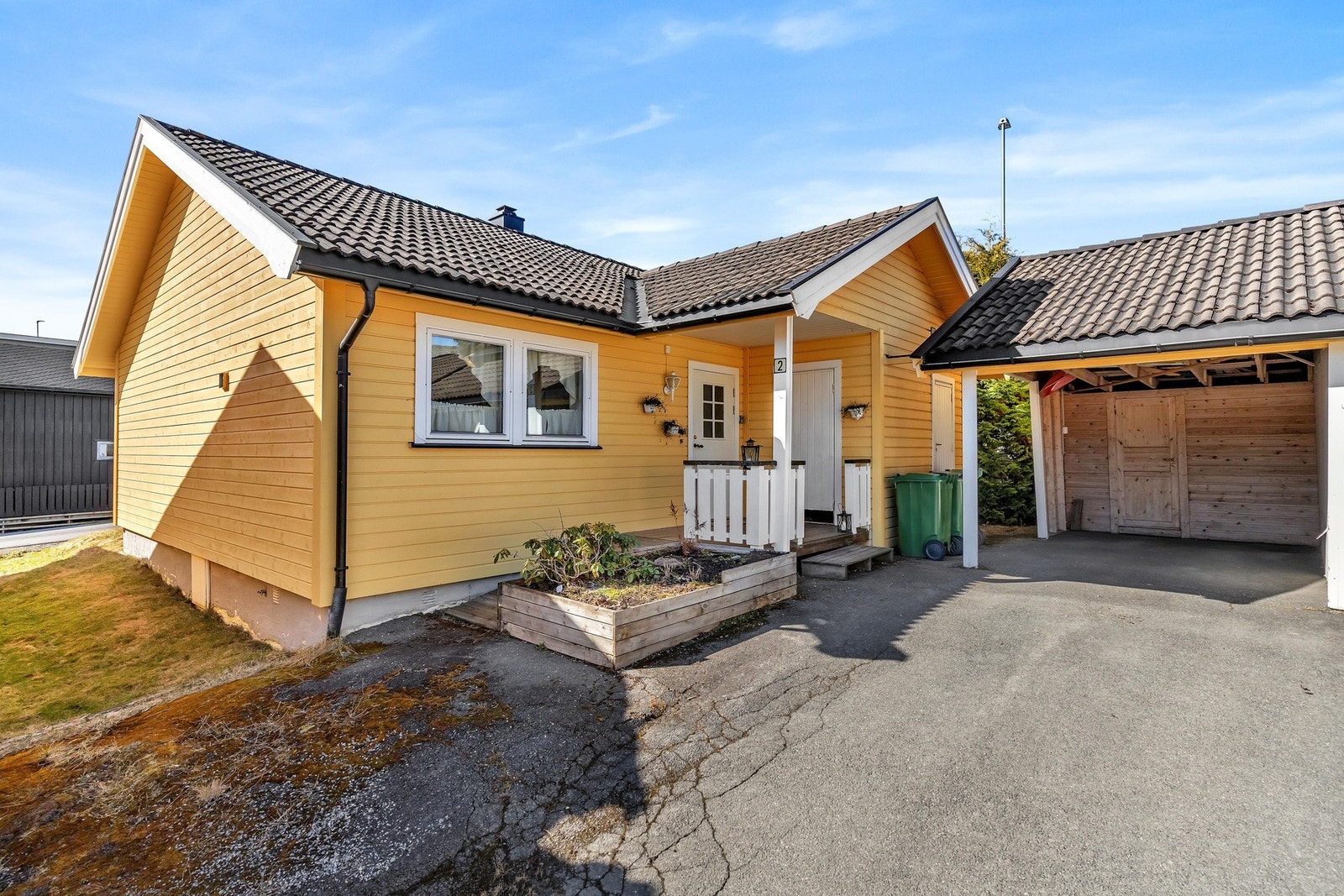 Fra stuen har du også adkomst til boligens terrasse bestående av en markterrasse på 22 m². Galleribilde