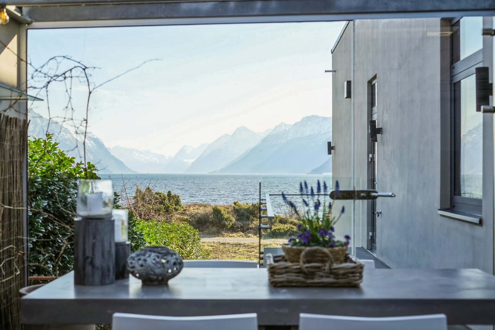 Denne praktfulle og spektakulære fjordutsikten søker nye eiere! Galleribilde