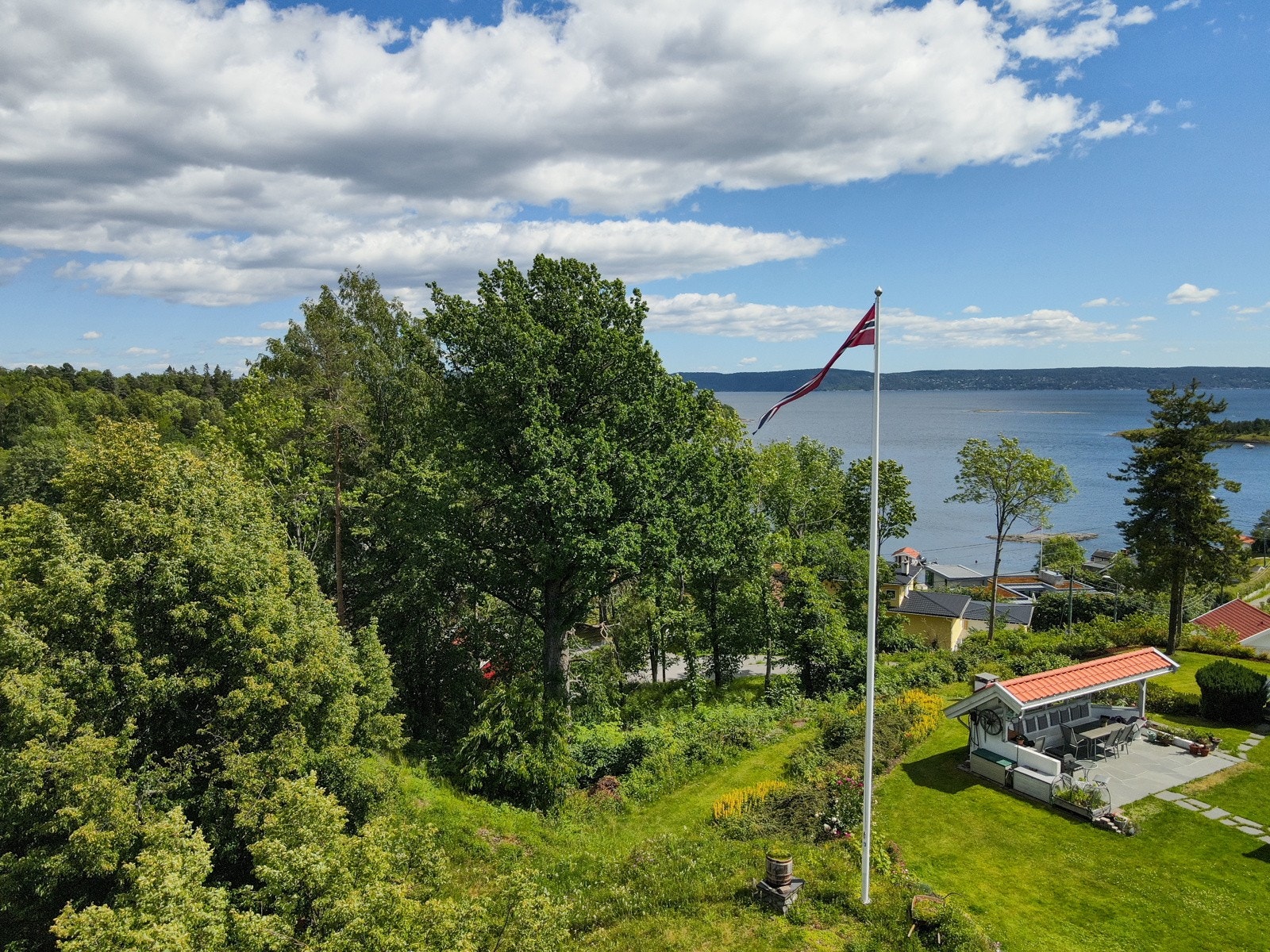 Det er betalt tilknytning til privat avløpsledning for tomten Galleribilde