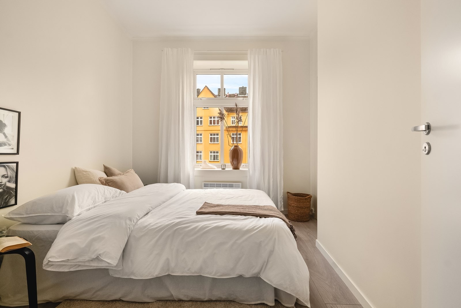 Soverommet måler 8,6 kvadratmeter. Galleribilde