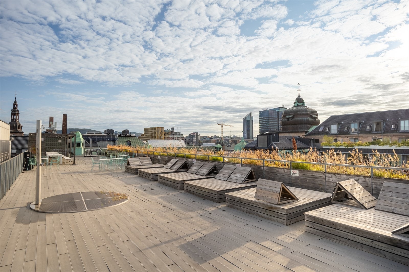 Sameiet har moderne fasiliteter for beboerne som egen MC/scooter-parkering, samt kjeller med blant sykkelrom og Helsestudio Galleribilde