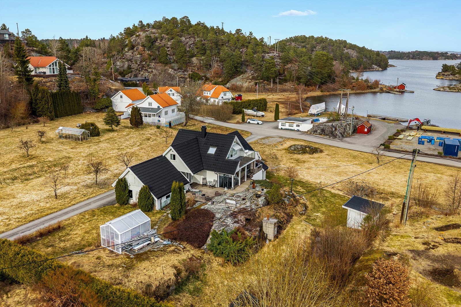 RO - Både ute og inne. Galleribilde
