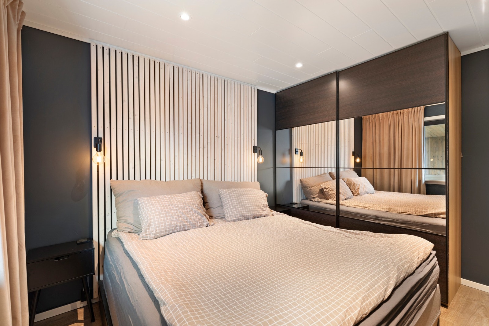 Soverom nr. 1 Galleribilde