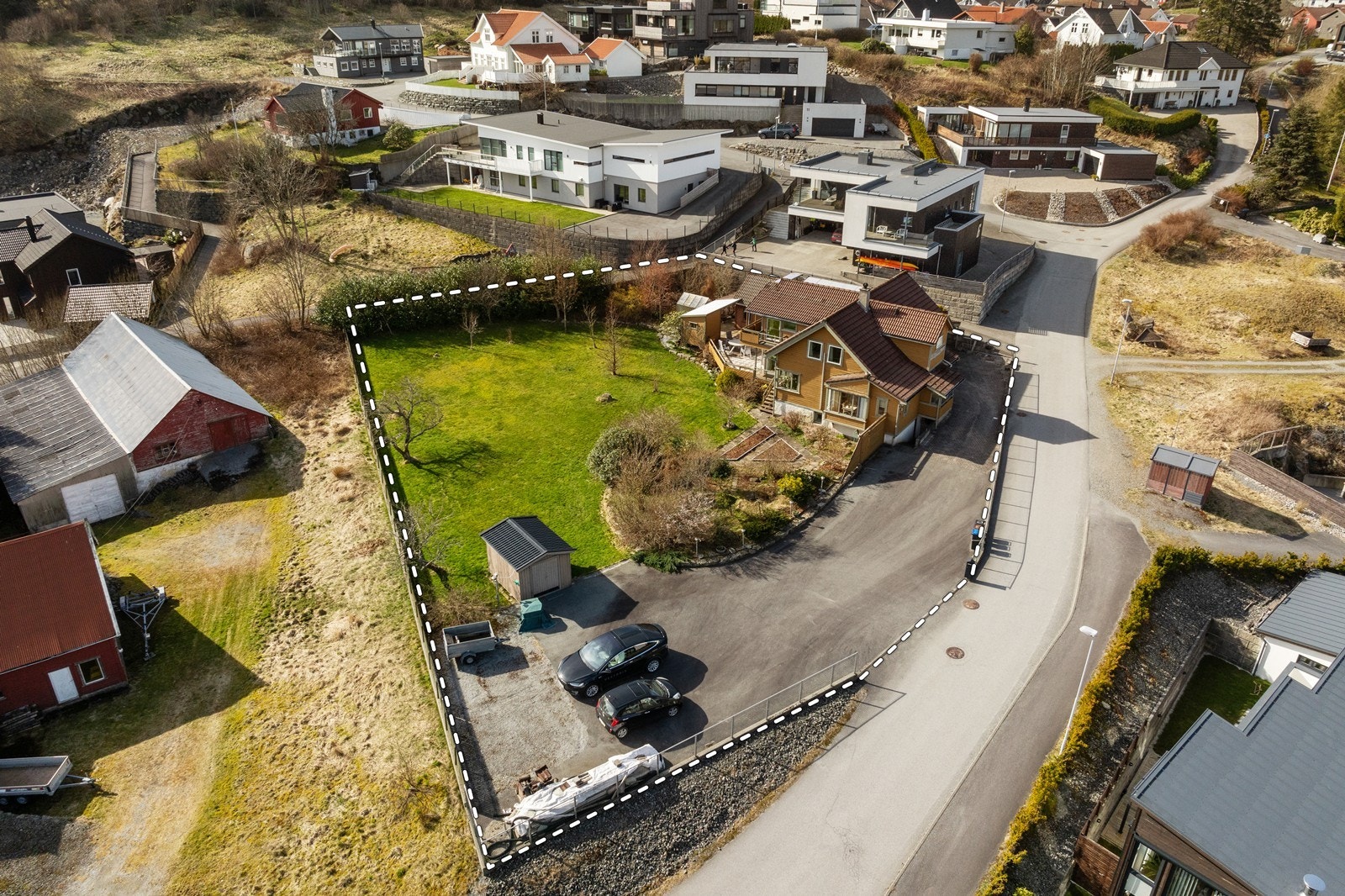 En av Skåredalens større tomter Galleribilde