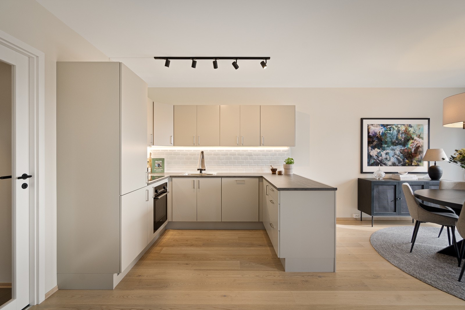 Lekkert kjøkken Galleribilde