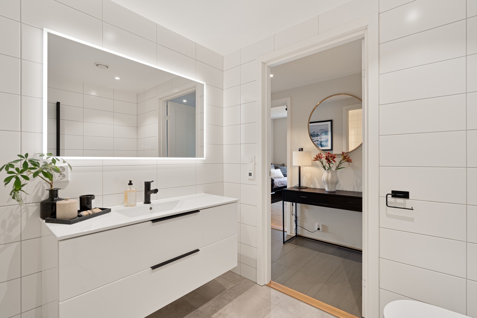 Moderne og stifult bad Galleribilde