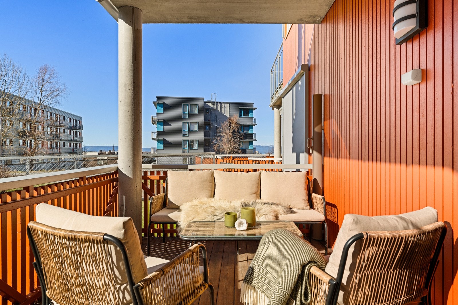 En uttrekkbar levegg sørger for lite innsyn samt god skjerming for vær og vind. Galleribilde