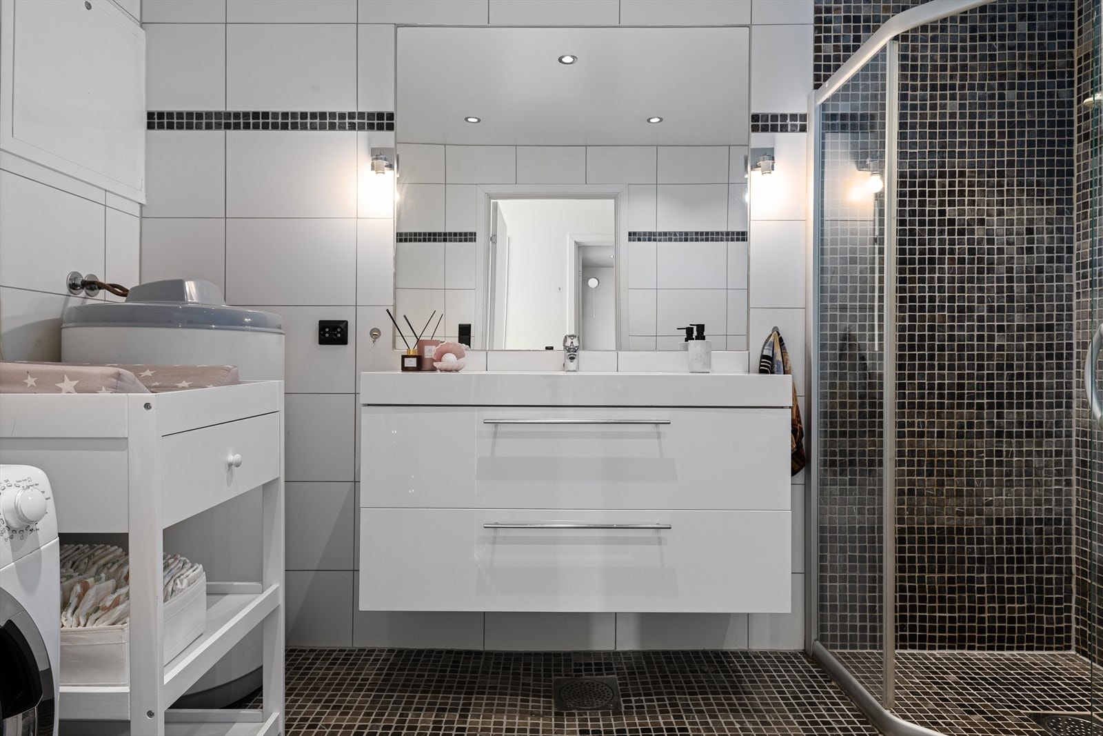 Her er det også varmekabler i gulvet. Galleribilde