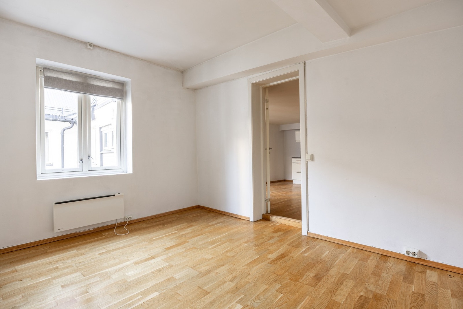 Overflatene er lysmalte. Galleribilde