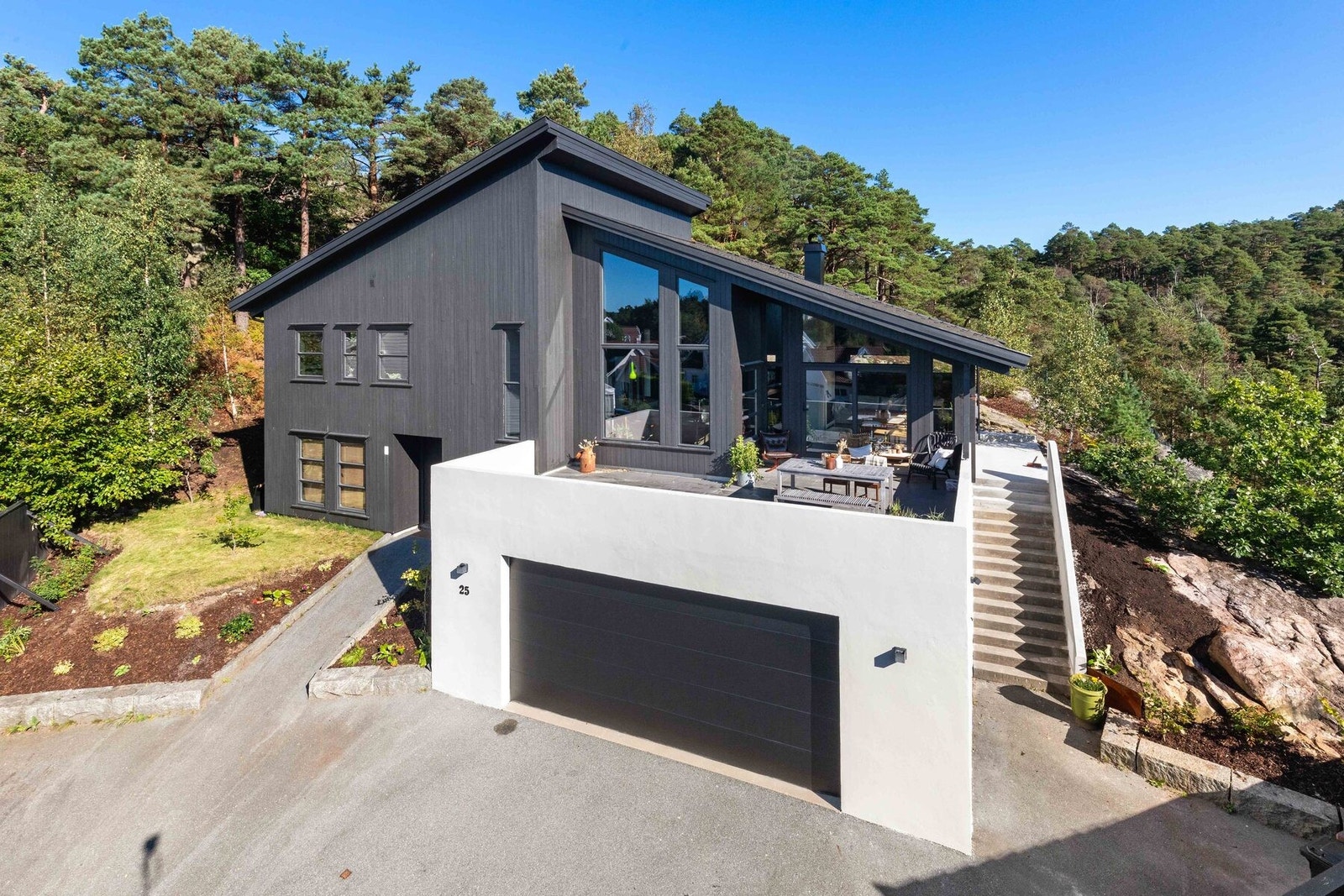 Vi avslutter bilderekken utendørs. Galleribilde