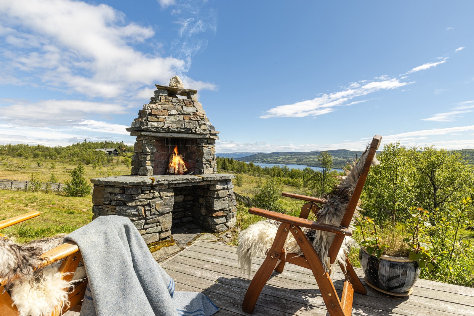 Koselig utepeis. Galleribilde