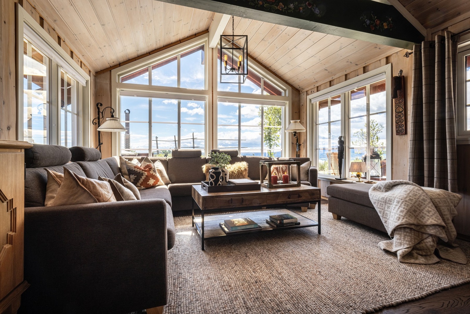 Store nye vinduer med fantastisk vidsyn. Galleribilde