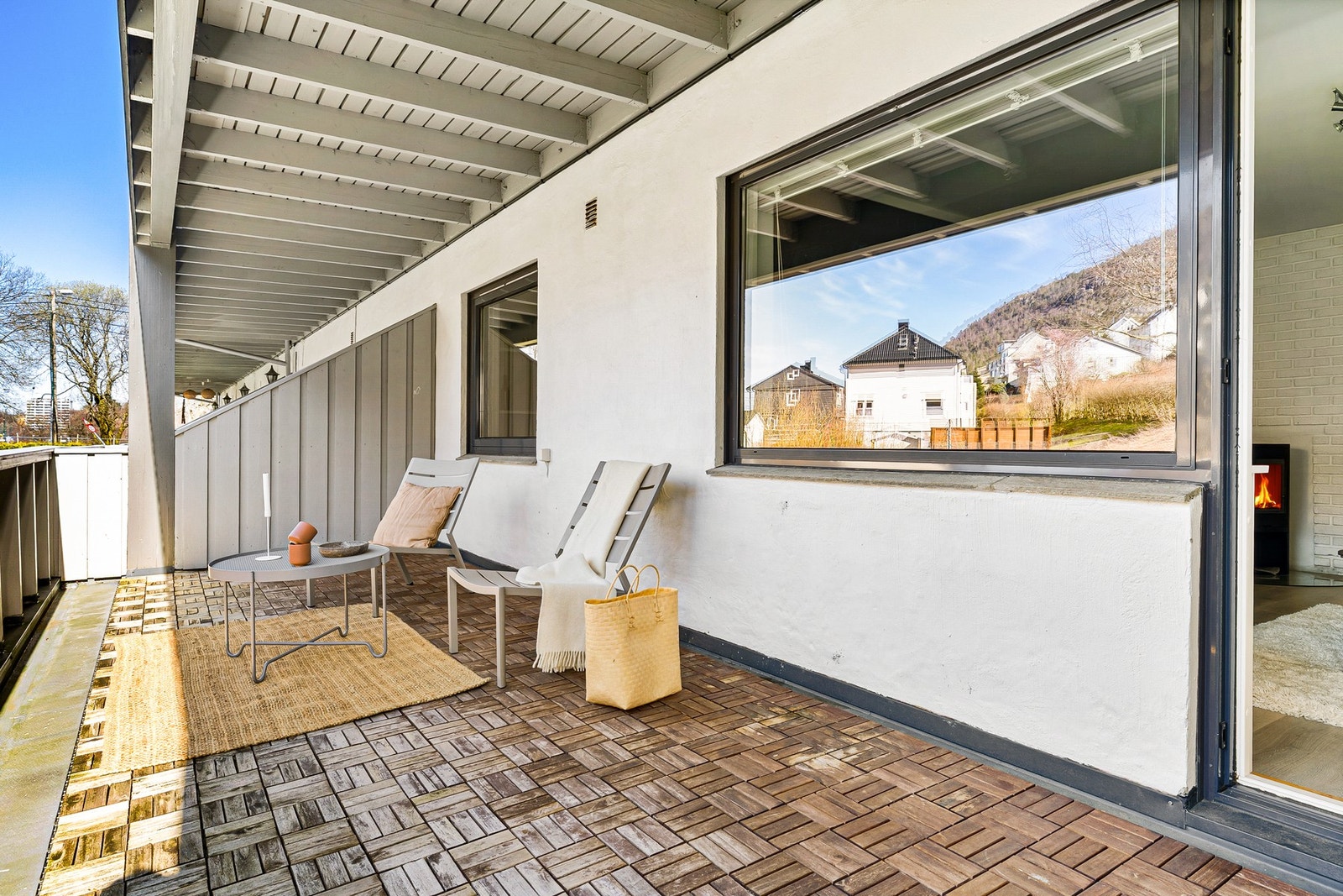 Her har man gode solforhold på sommerstid: Ca. 13:00 til 20:00! Galleribilde