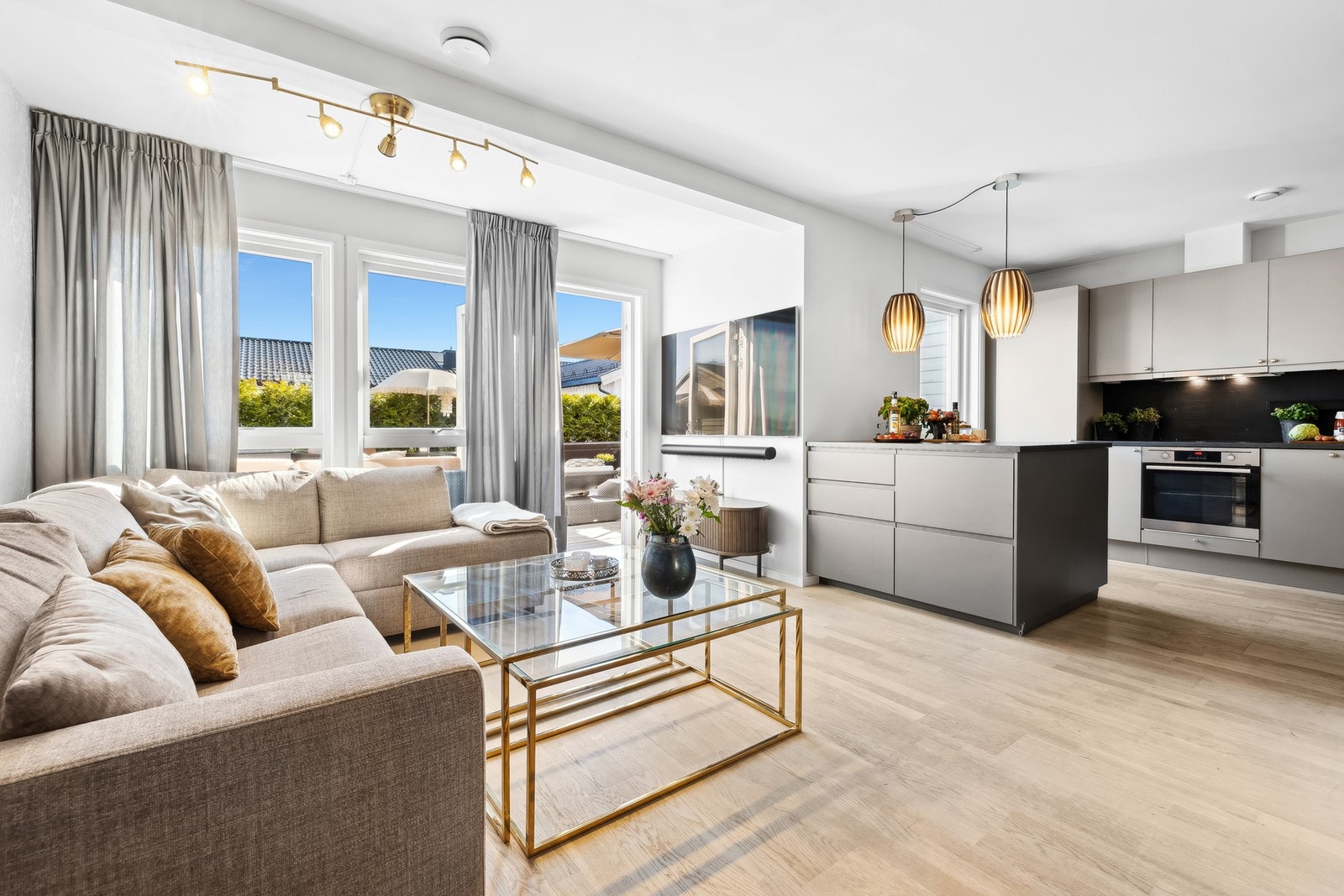 EIE Jessheim v/ Aleen Bajwa har gleden av å presentere Skinnerudvegen 2F! Galleribilde