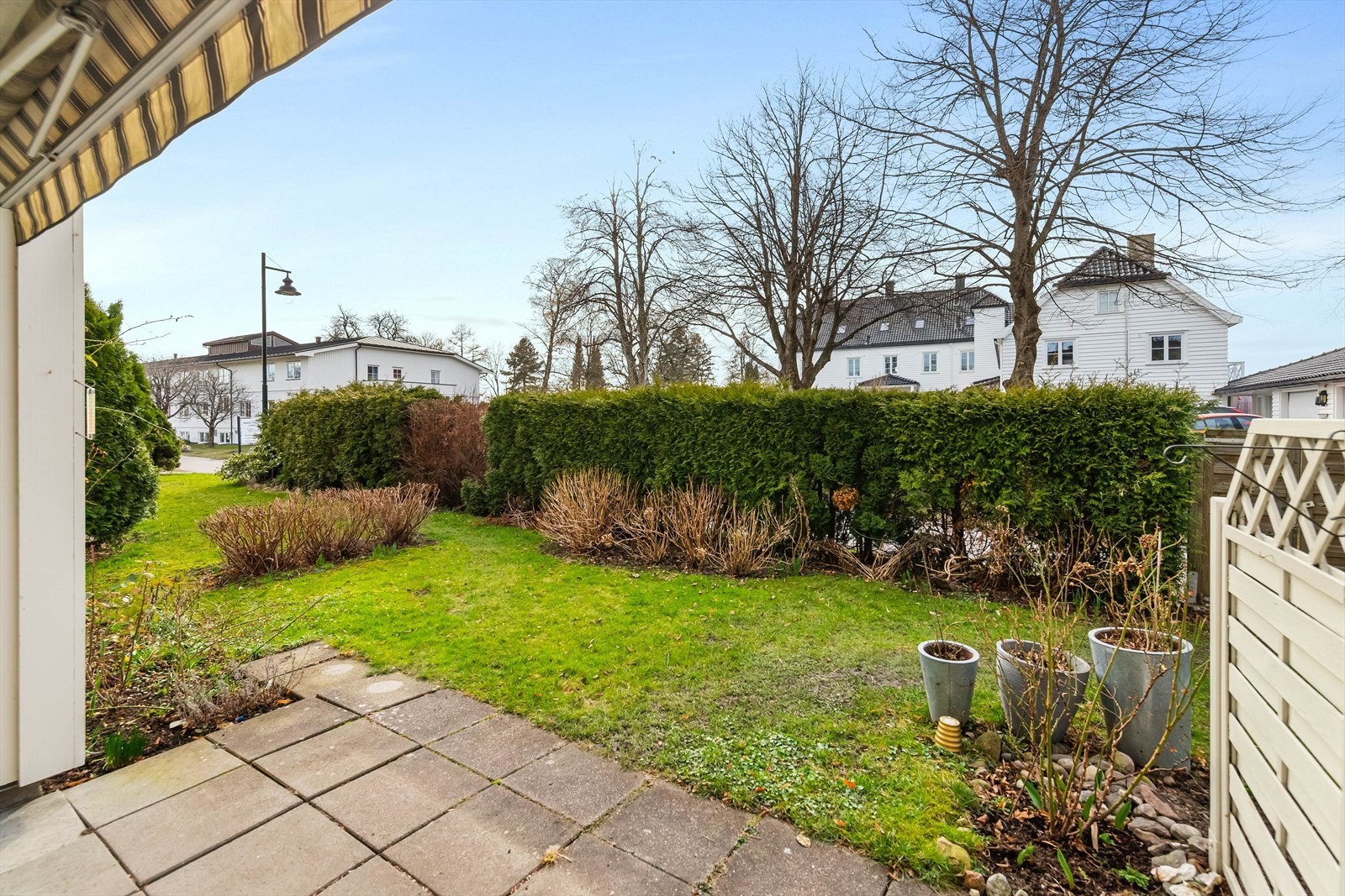 Markise kan trekkes ut for ekstra skjerming. Galleribilde