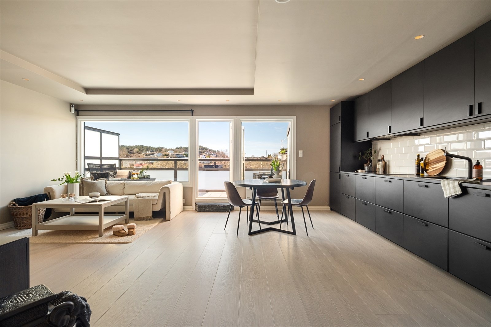 Eiendomsmegler Vest m/Nicolas dos Santos har gleden av å presentere Bjørndalsbrotet 235! Galleribilde