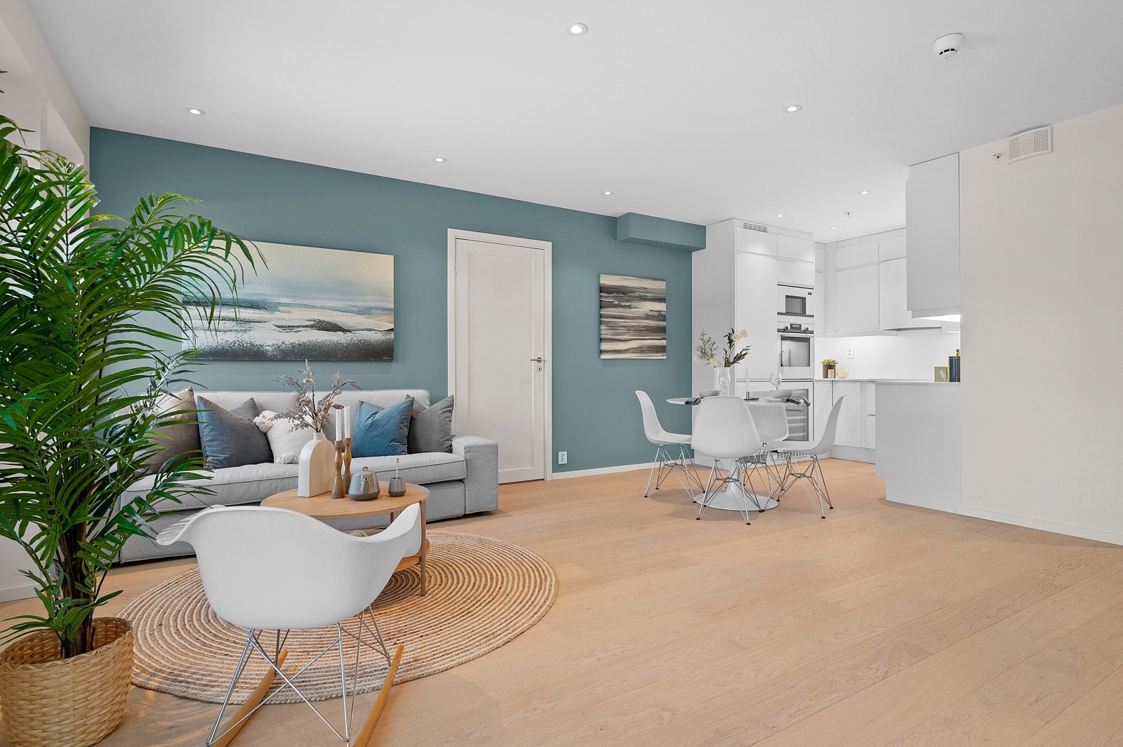 Et herlig, sosialt rom som fyller de fleste ønsker og behov. Galleribilde