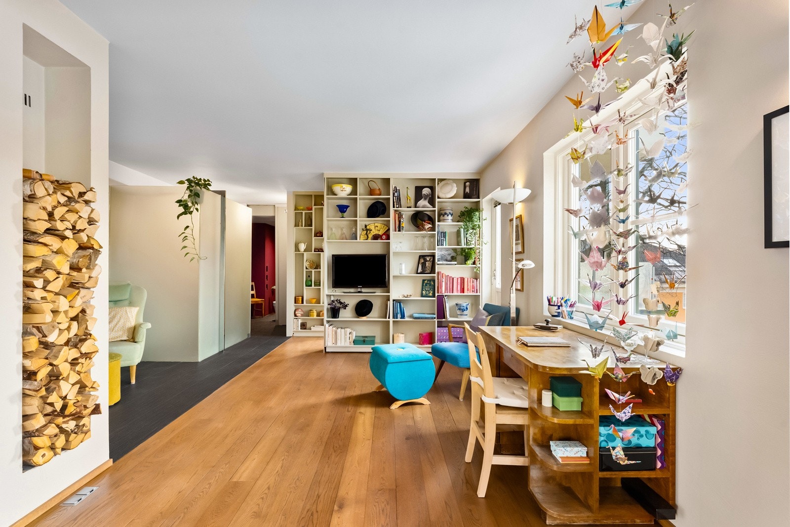 Bad i åpen løsning mot stue. Galleribilde