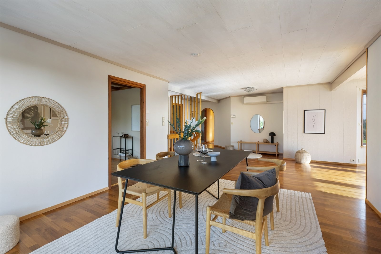 Her er det god plass til å lage langbord for hele familien. Galleribilde