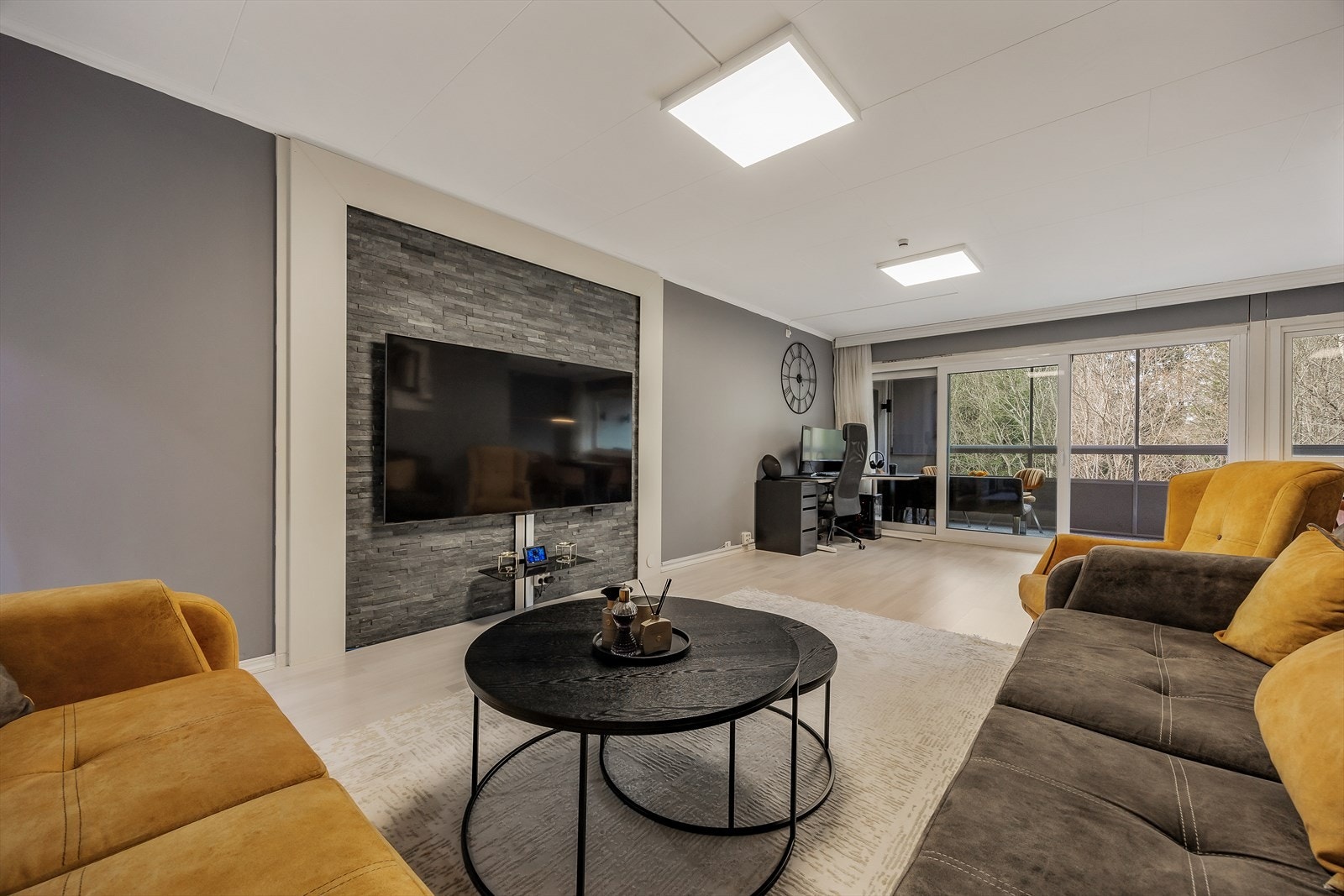 Stor stue med lekre detaljer. Galleribilde