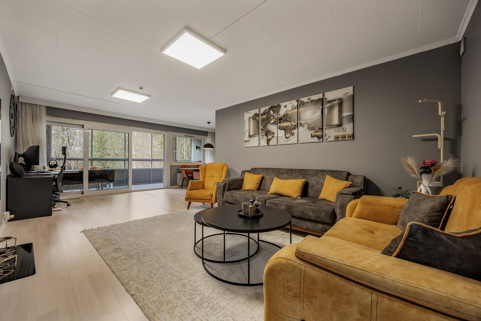 Nima Oghani v/Eiendomsmegler 1 presenterer Riihimækiveien 49: Galleribilde