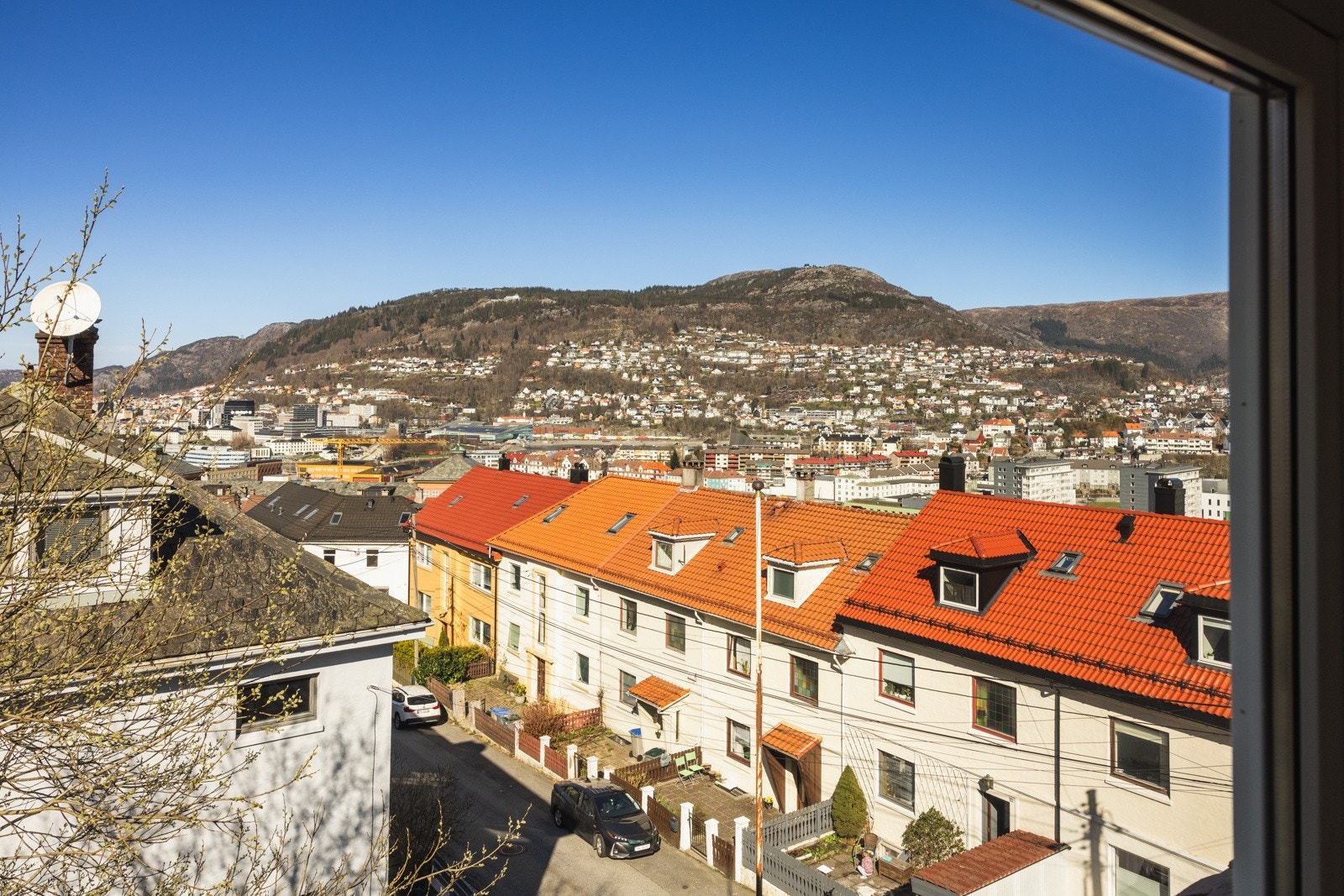 Det er blant annet kort gang- eller sykkelavstand til både Høyskolen, BI og flere av universitets fakulteter. Galleribilde