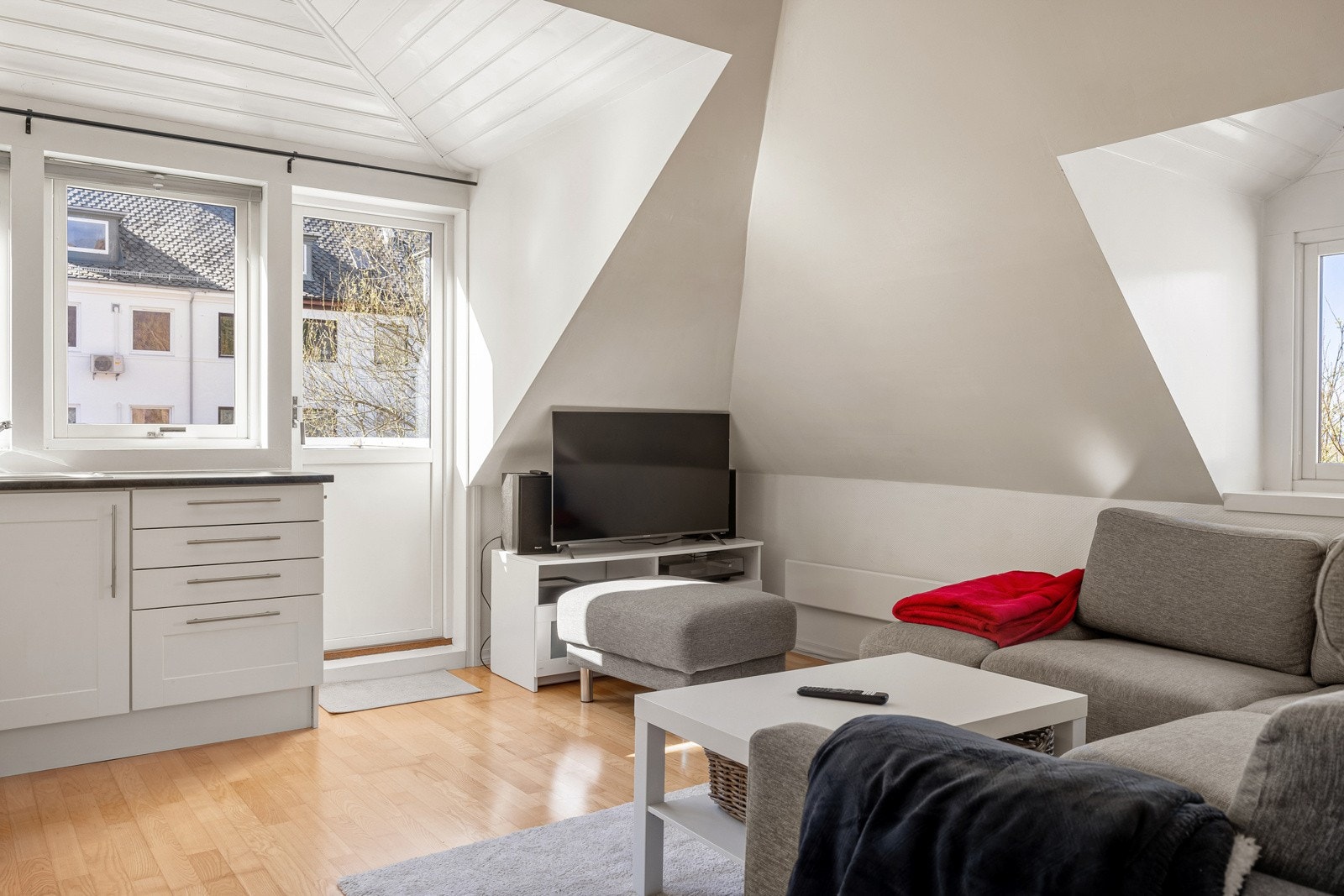 Privatmegleren v/ Bernt Helland har gleden av å presentere Søndre Skogveien 37A! Galleribilde