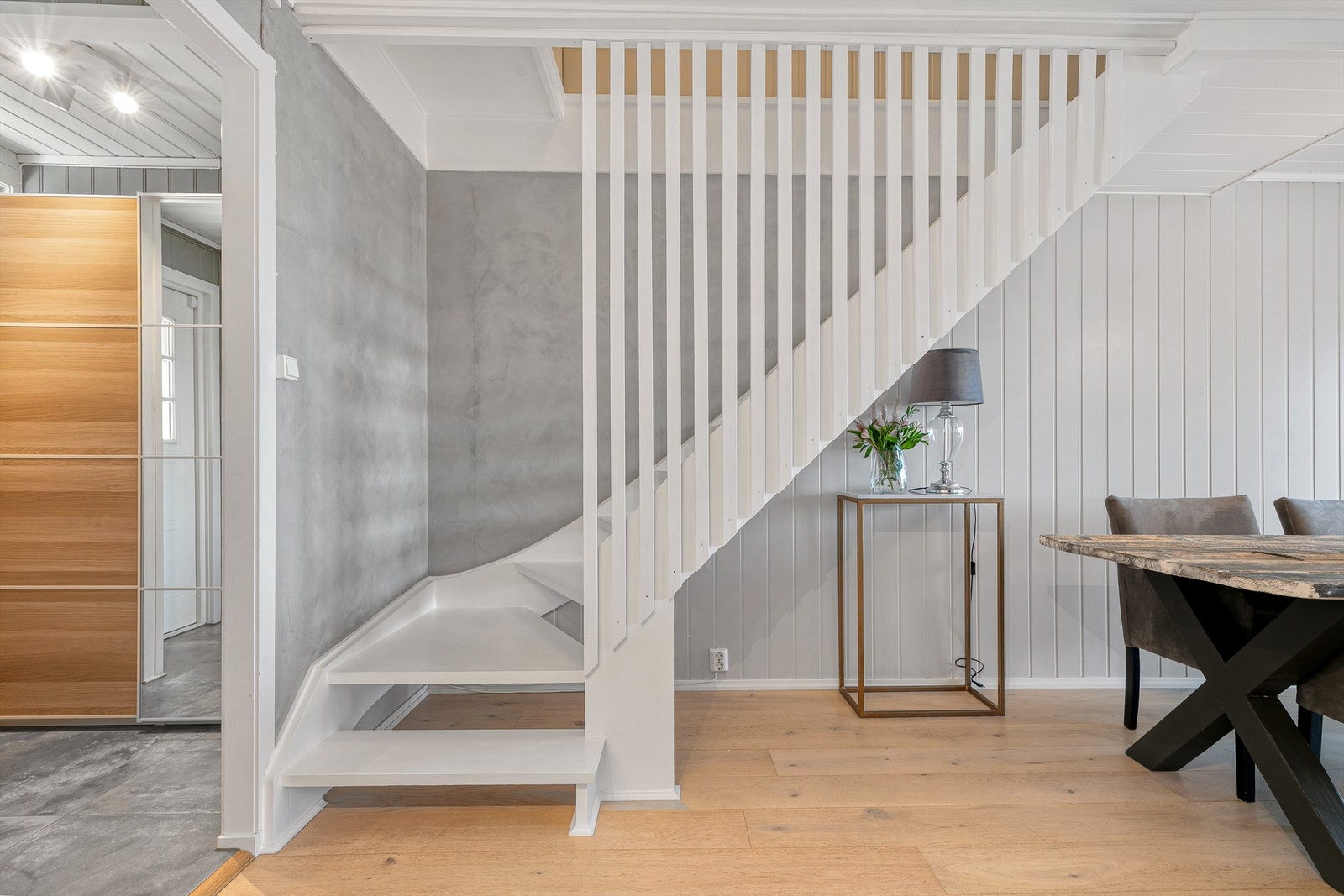 Trapp opp til 2.etasje. Galleribilde