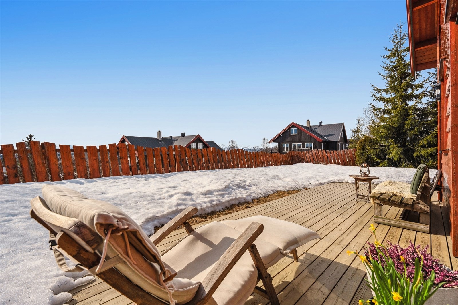 Her får du orkesterplass til sesongenes fargeskift, fra det varme lyset på høsten til den kalde blåtimen på vinteren. Galleribilde