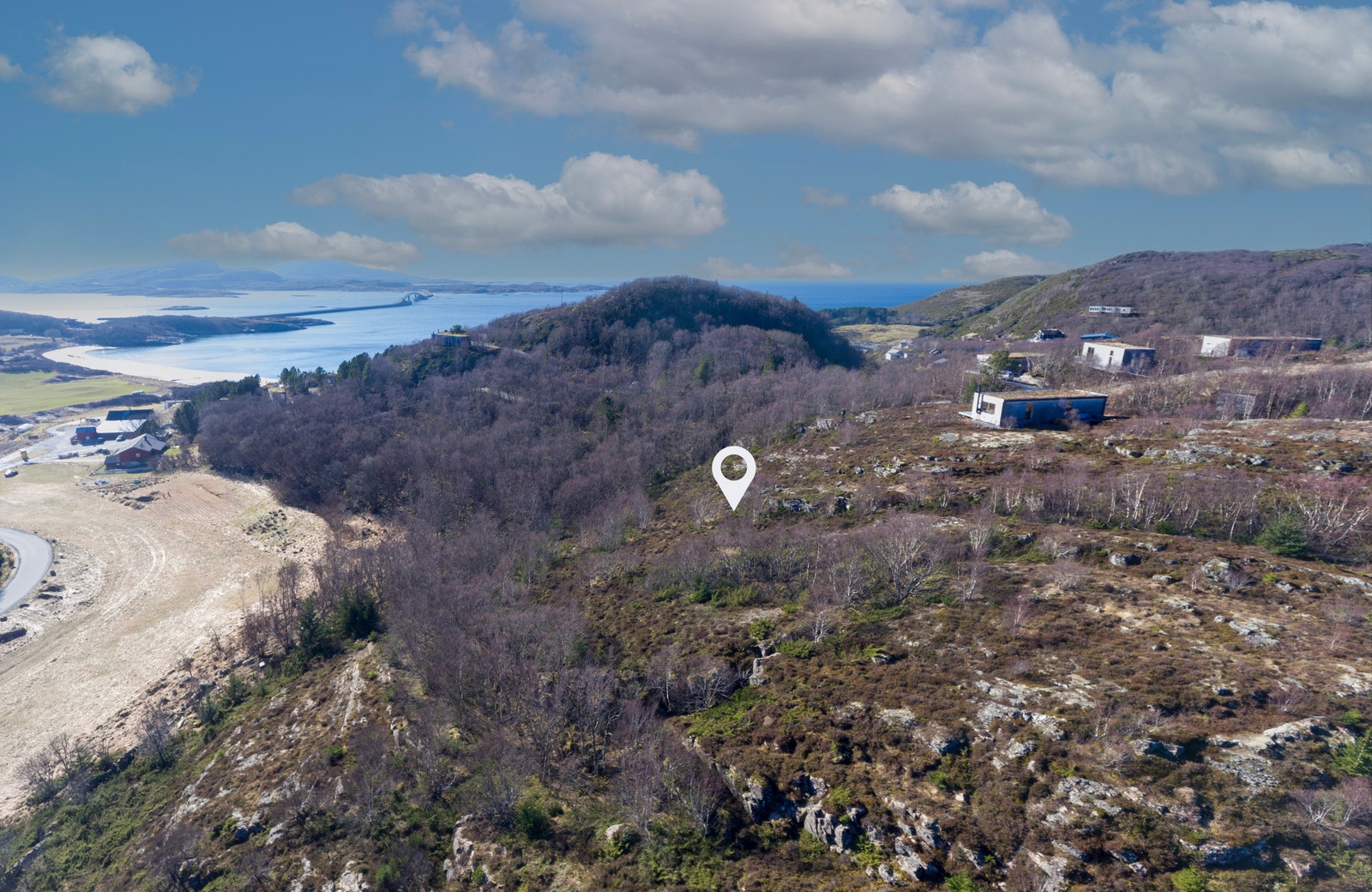 Vi presenterer tre tomter i tilknytning til et etablert kvalitetsområde på Stokkøya Galleribilde