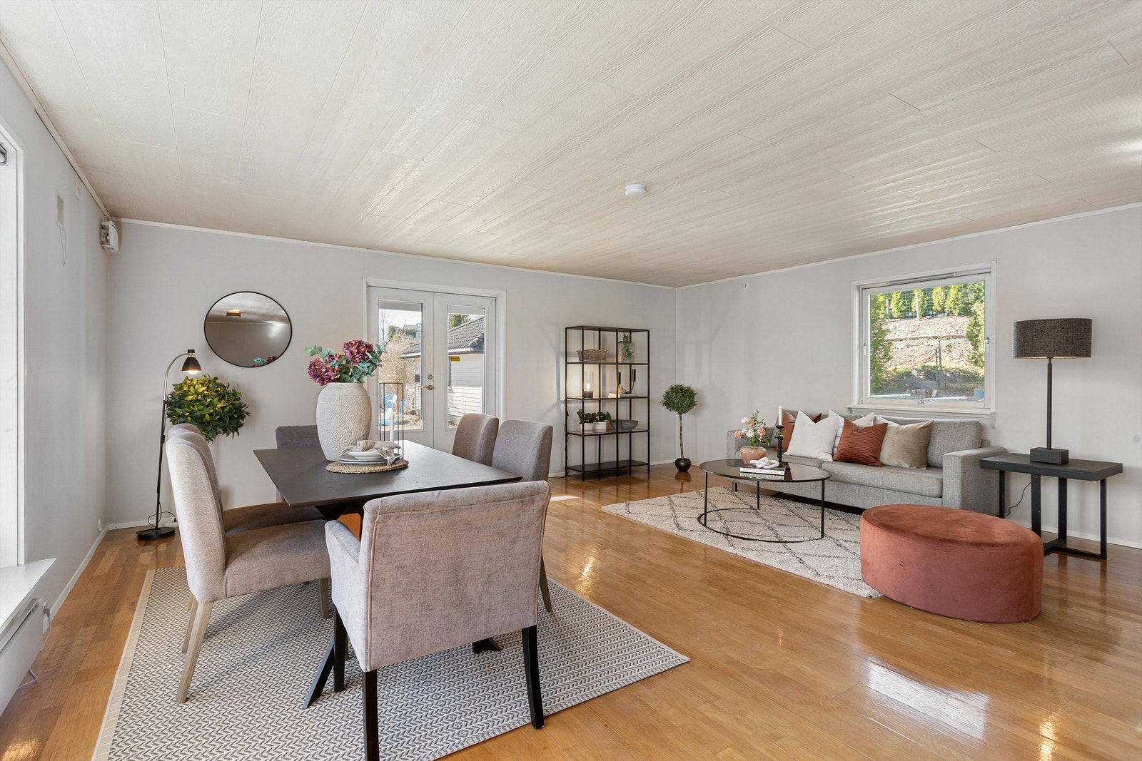 Lys og nymalt stue Galleribilde