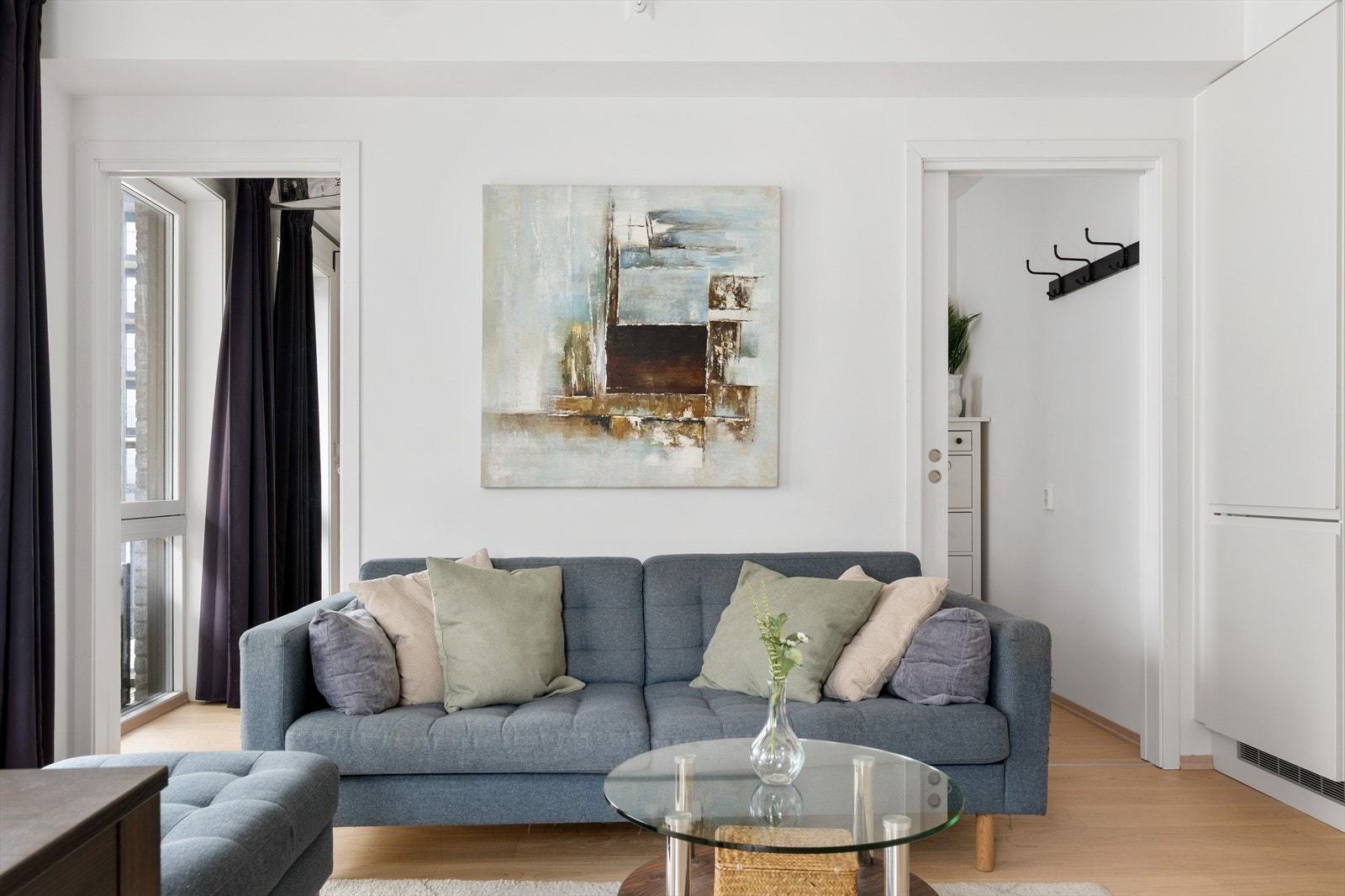 A-konto varmtvann og fyring inkludert i felleskostnader. Galleribilde