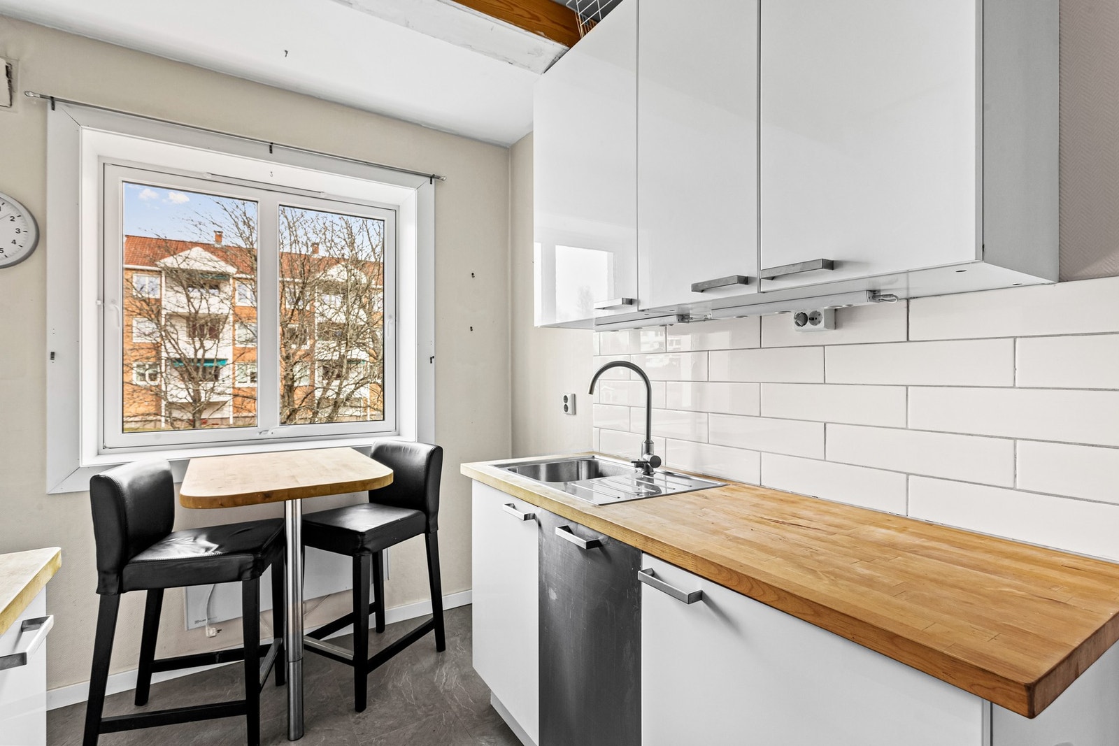 Plass til frokostbord i rommet Galleribilde