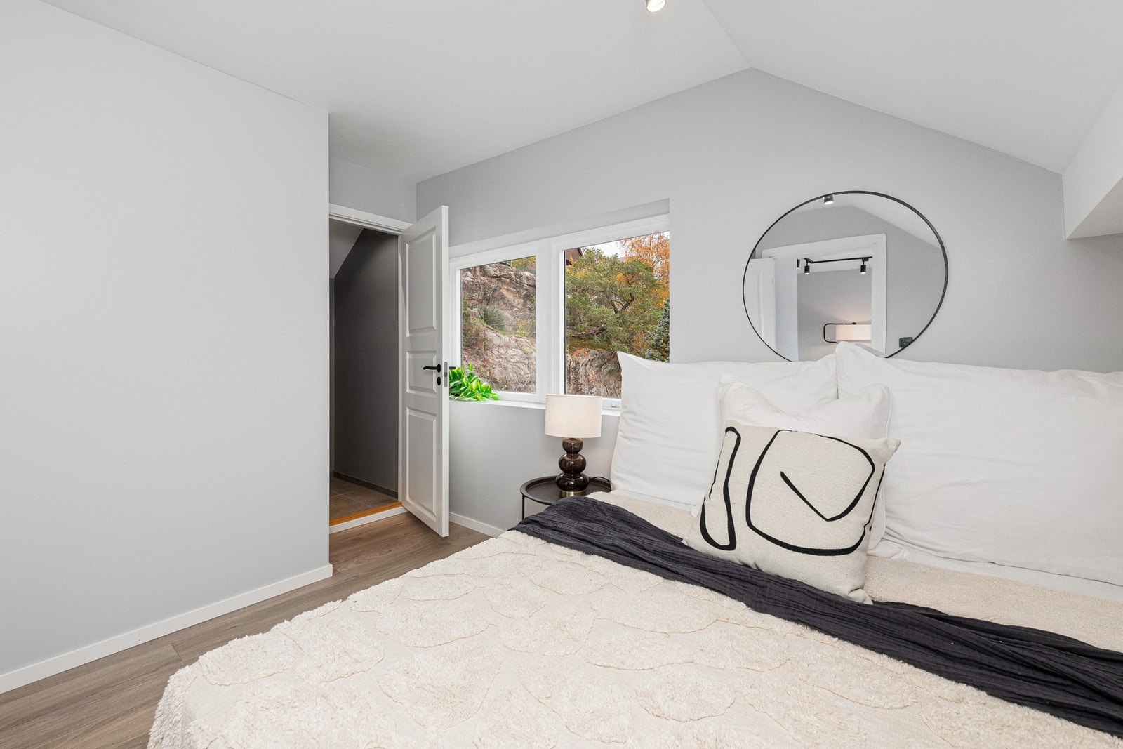 Dette soverommet har eget bad. Galleribilde