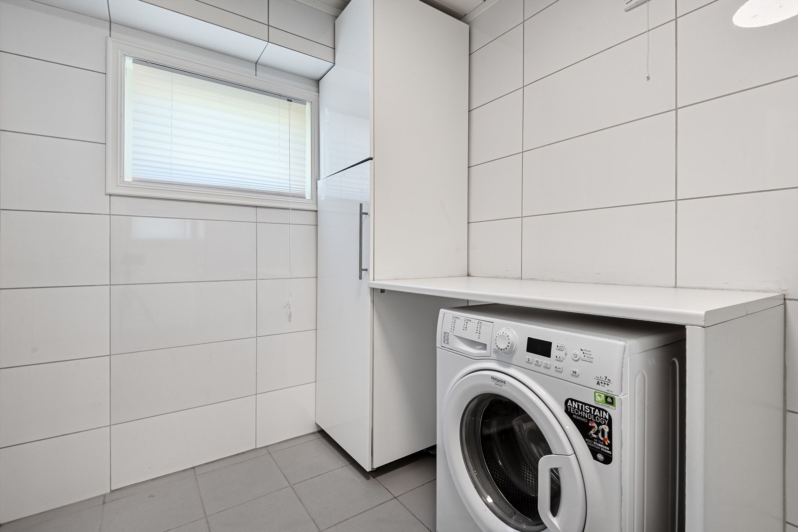 Vaskerom Galleribilde